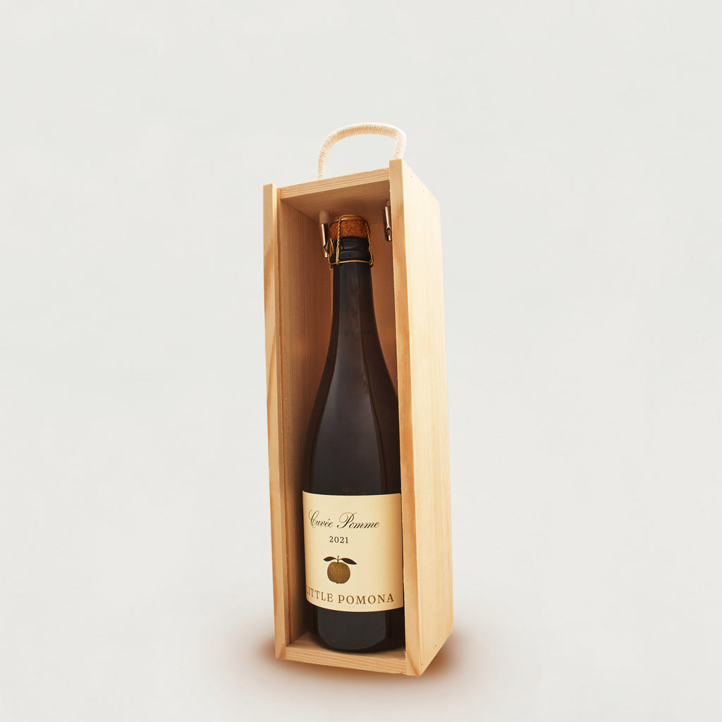 Gift set with a Traditional Method Cider